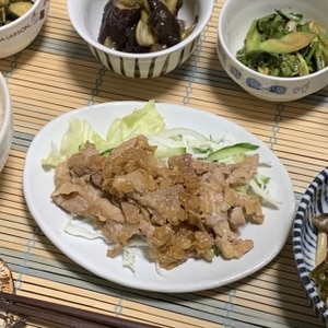 腕っぷし★豚ウデ肉の豚丼